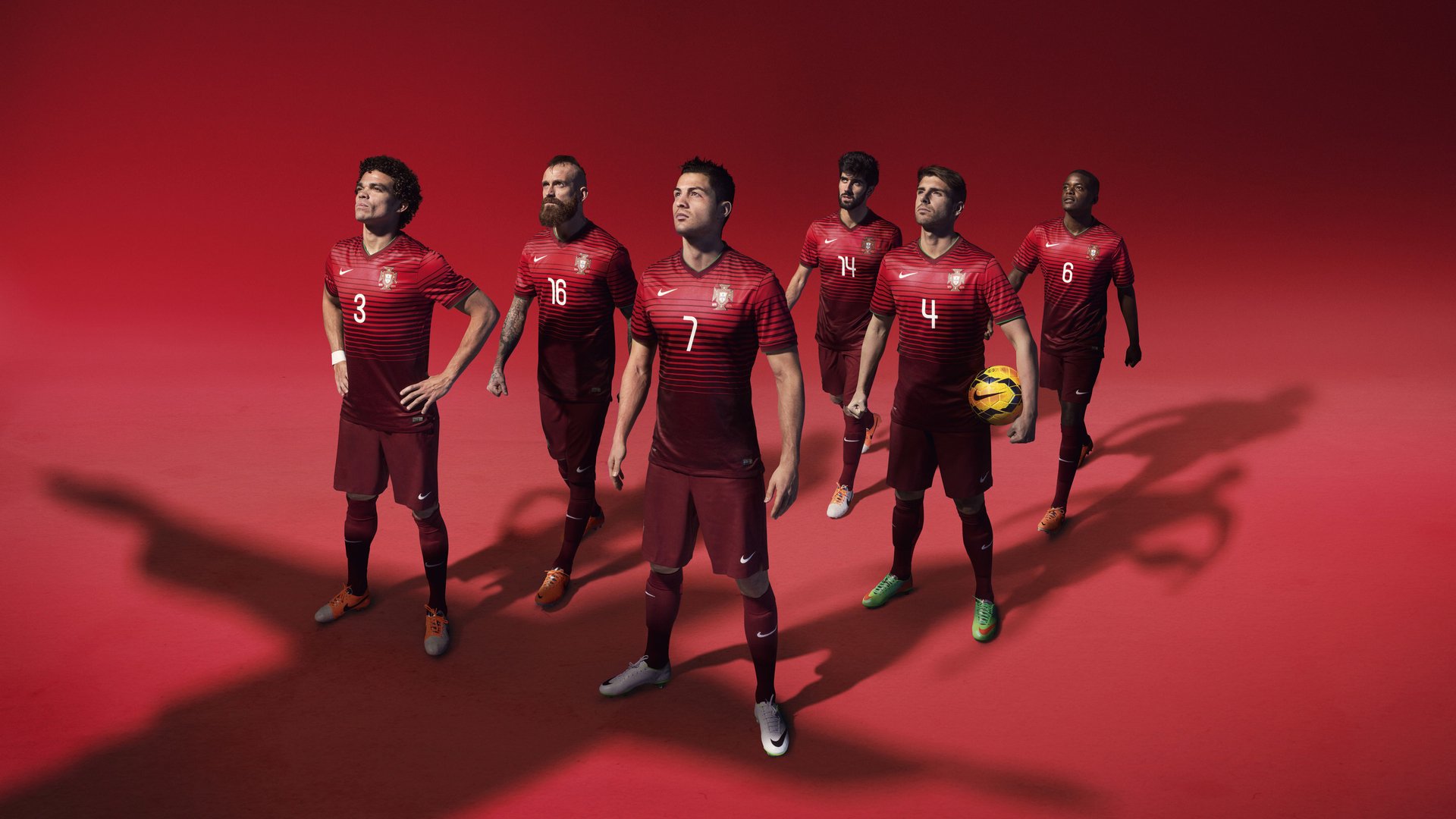 布克持续制造杀伤，森林狼打穿开拓者，攻防两端的绝对统治